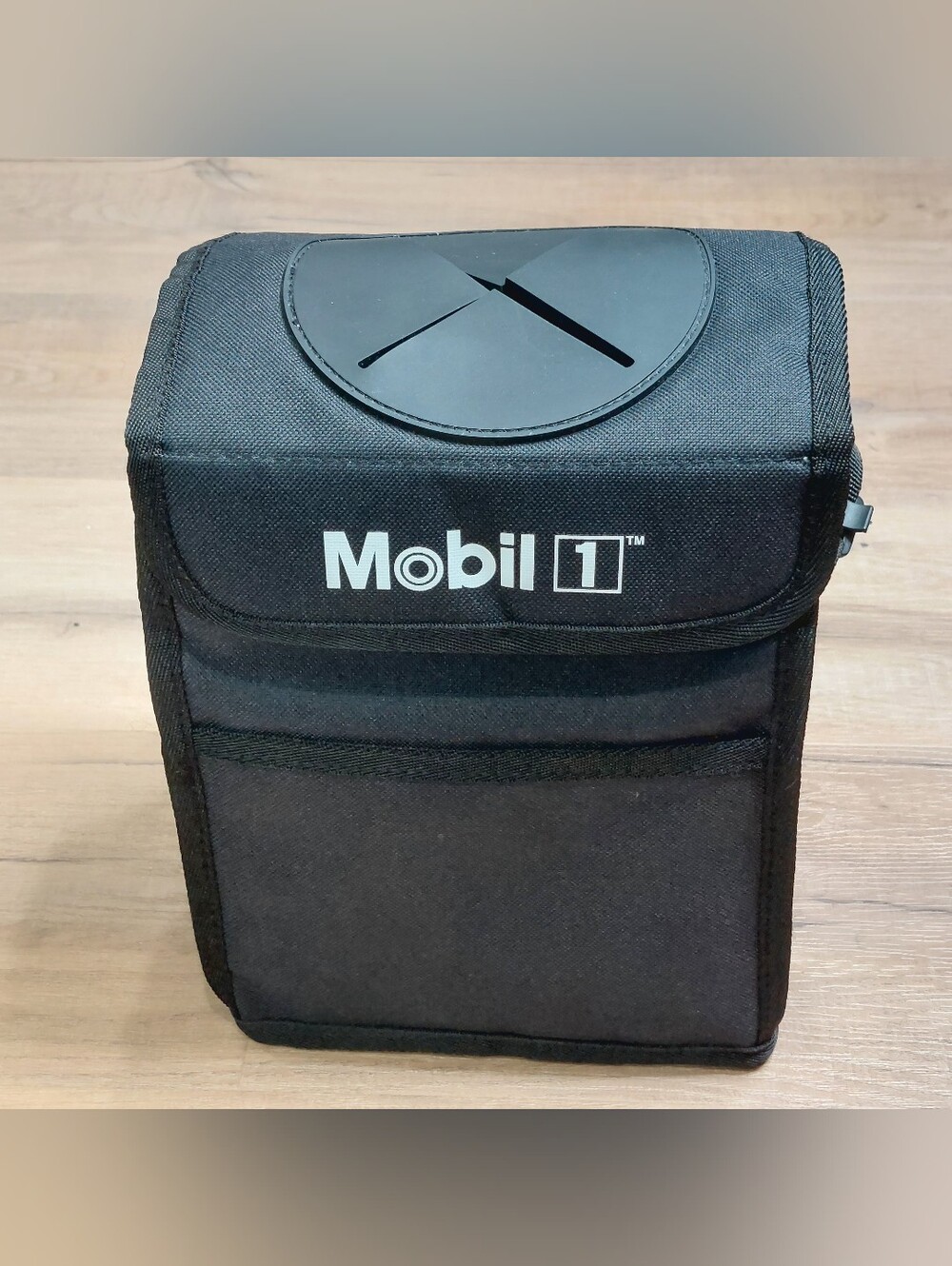 Mobil 1 portable car trash can and organizer bag